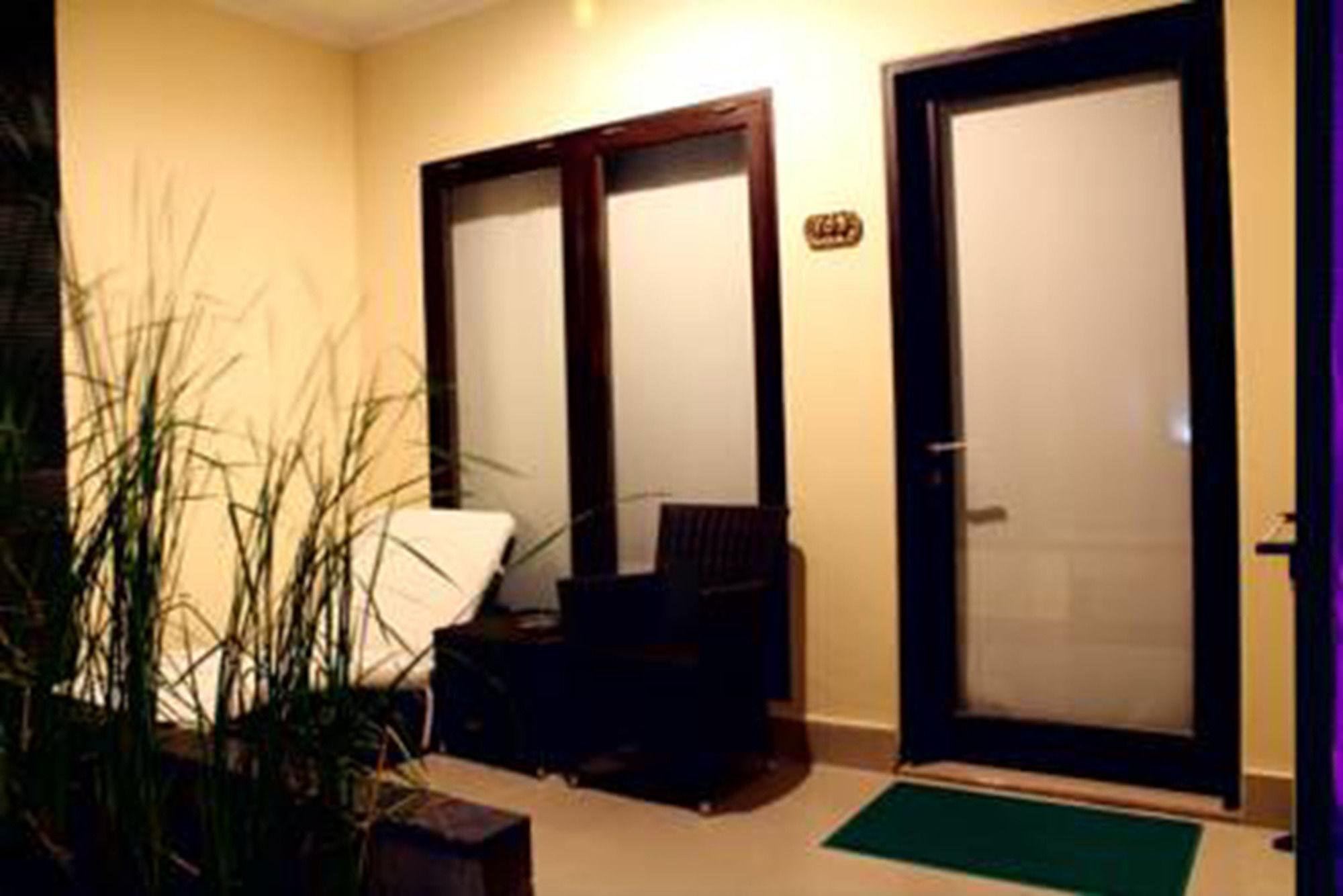 Radha Bali Hotel Kuta Lombok Exterior foto