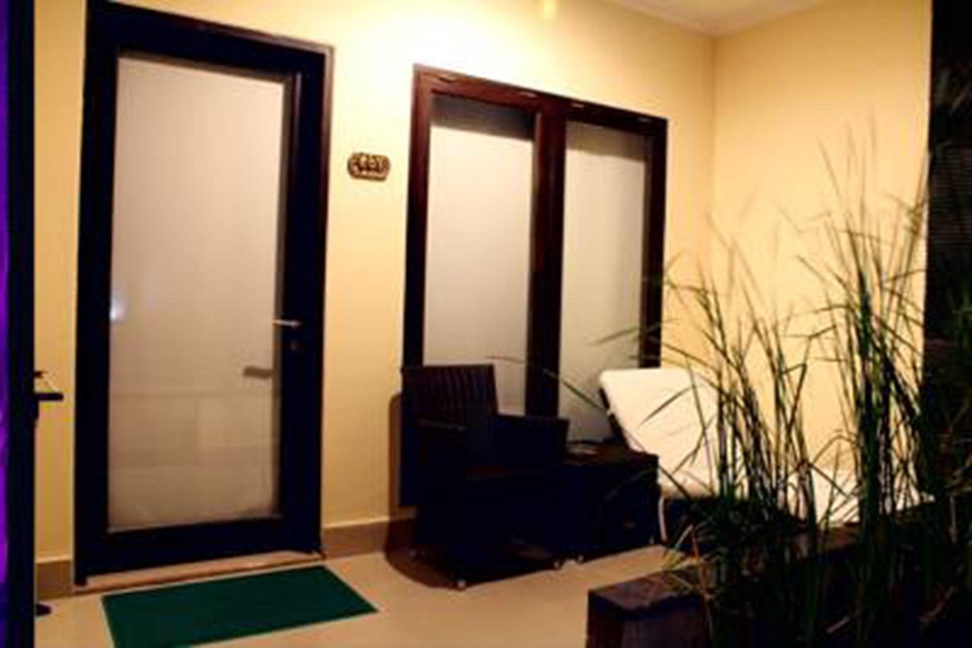 Radha Bali Hotel Kuta Lombok Exterior foto